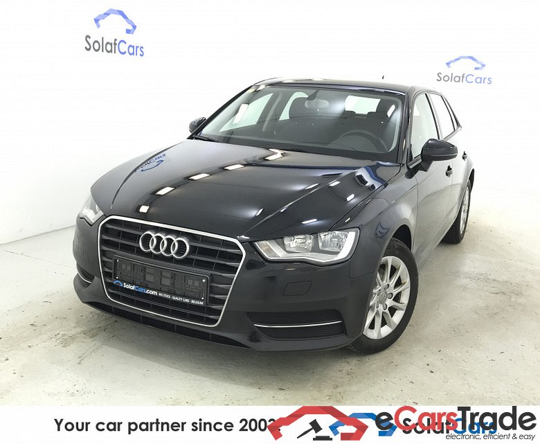 Audi A3 SB 1.6TDI Attraction 110Hp Eur6 Navi Klima PDC #1