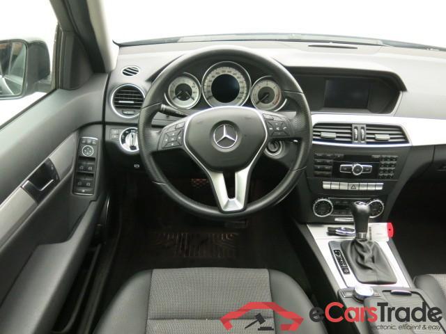 Mercedes C 200CDi S/S Avantgarde Aut. Navi Leder ... #4