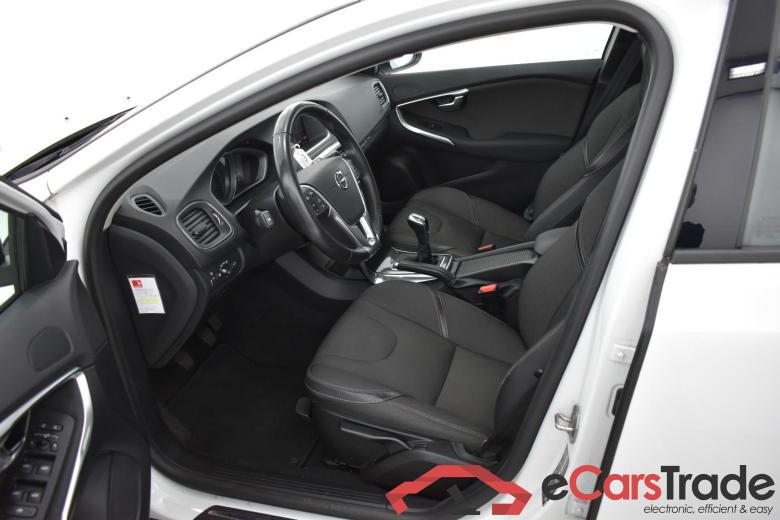 Volvo V40 Cross Country 2.0 D2 Nordic+ 121Hp LED-Xenon Virtual Navi 1/2 Leather Camera Klima PDC ... #5