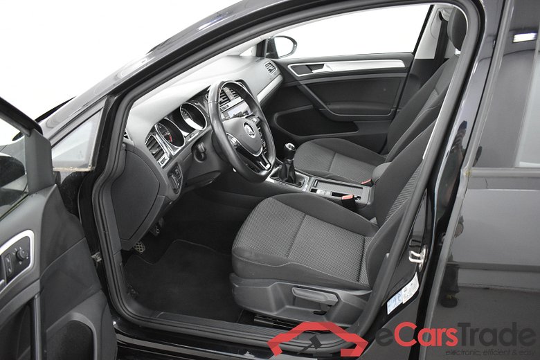 Volkswagen Golf 1.6 TDi Pano Navi Klima PDC ... #5