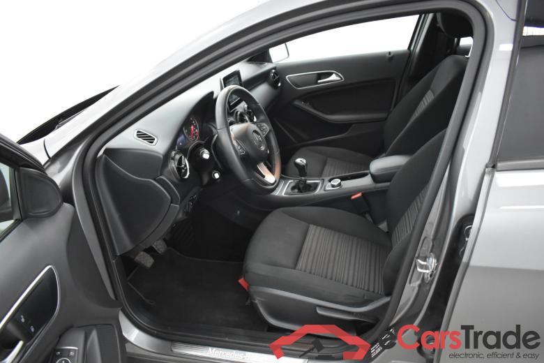 Mercedes A 180 d Navi KeylessGo Klima ... #5