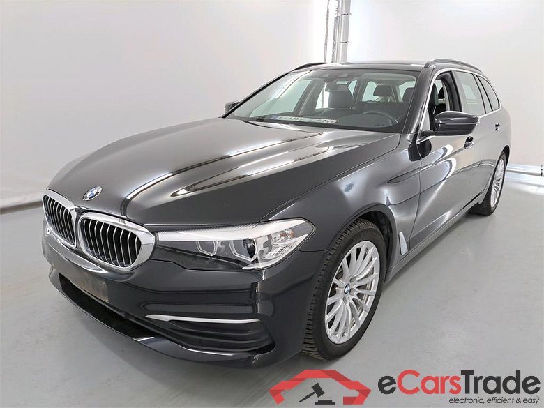 BMW 5 TOURING DIESEL - 2017 520 dA Business Edition (ACO) Corporate #1