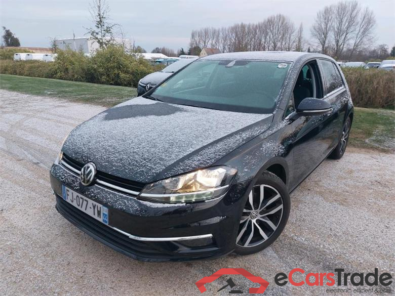 Volkswagen 1.6 TDI 115 DSG7 Confort Business VOLKSWAGEN Golf 5p Berline 1.6 TDI 115 DSG7 Confort Business