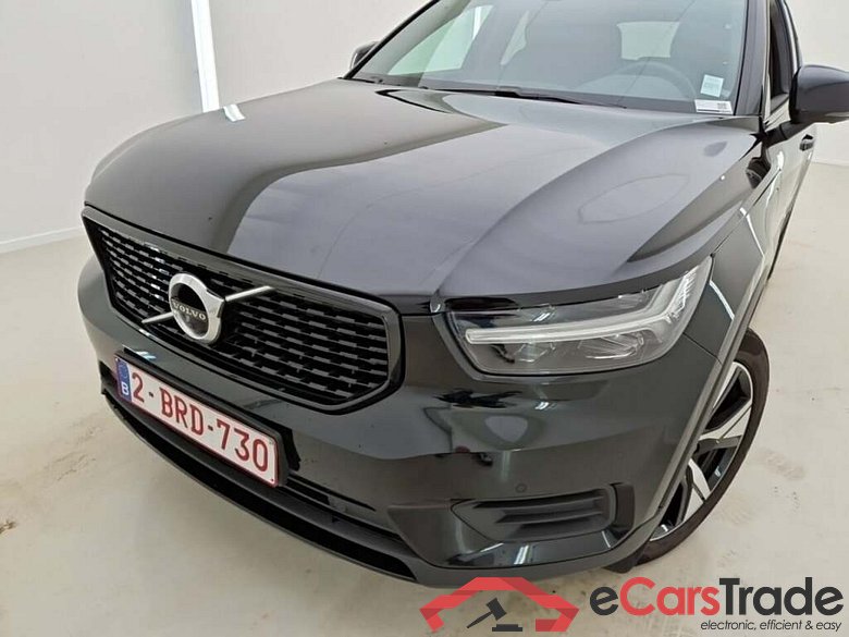 VOLVO XC40 #4