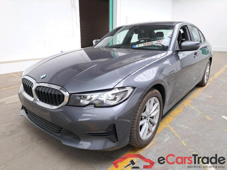 BMW 3-serie 2.0 330E (135KW) BERLINE Business Plus