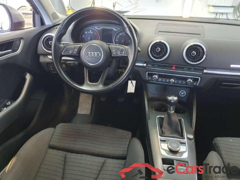 Audi A3 2.0 TDi Sport Xenon Navi Sport-Seats Klima PDC ... #5