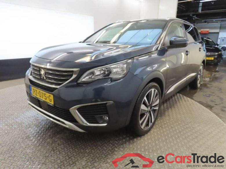 PEUGEOT 5008 1.6 BlueHDI