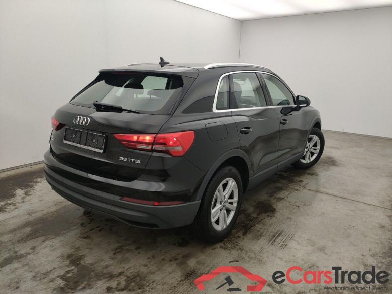 Audi Q3 35 TFSI 5d exs2i #2