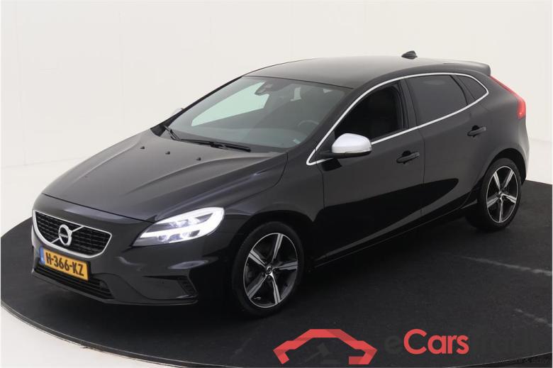 VOLVO V40 110 kW #1