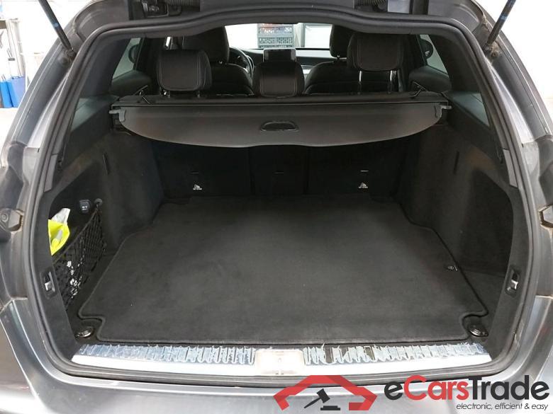 Mercedes C 200 d AMG LED-Xenon Navi Sport-Leather Klima PDC ... #6