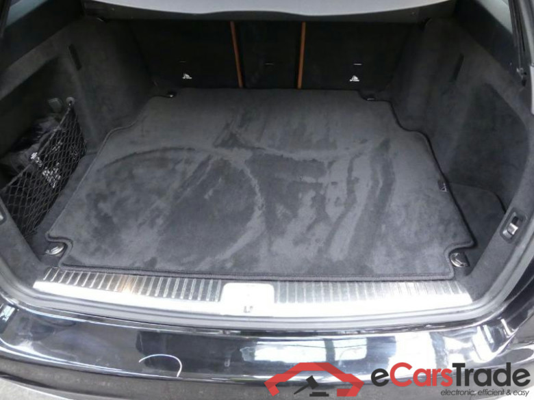 Mercedes C-Klasse T-Mod.-alt MERCEDES-BENZ C-Klasse C 200 d T 9G-TRONIC AMG Line 5d 118kW #1