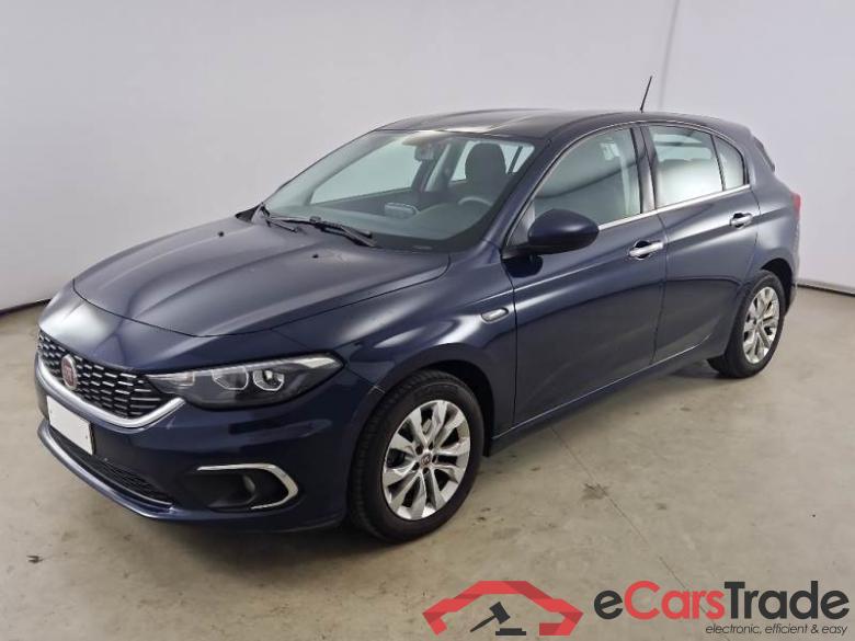 Fiat 33 FIAT TIPO / 2015 / 5P / BERLINA 1.3 MJT 95CV 5M SeS BUSINESS #1