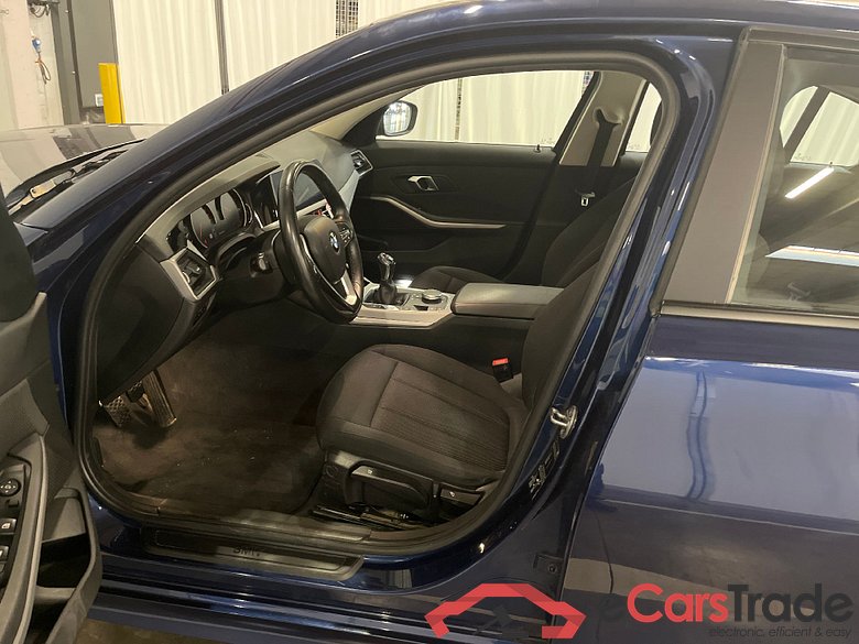 BMW 318d LED-Xenon Navi-Pro KeylessGo Klima PDC ... #5