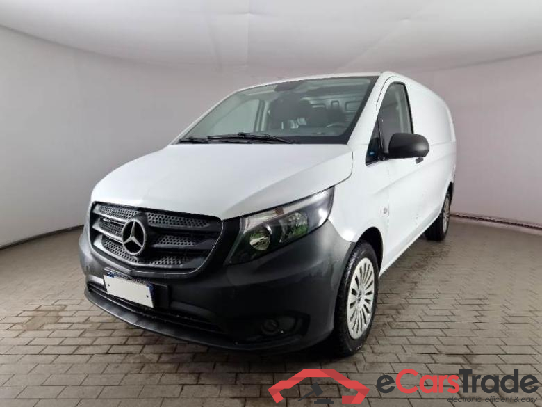 Mercedes 98 MERCEDES-BENZ VITO / 2014 / 4P / FURGONE 114 CDI RWD LONG