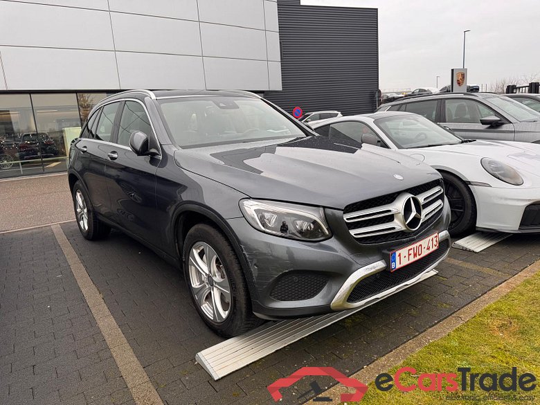 MERCEDES-BENZ GLC 250 d 4-Matic Launch Edition