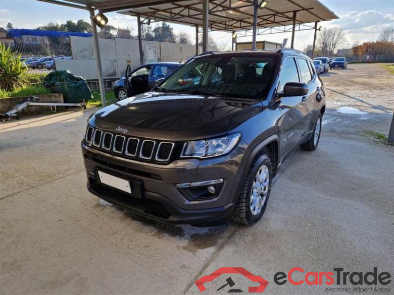 Jeep 33 JEEP COMPASS / 2017 / 5P / SUV 1.6 MJET II 88KW BUSINESS