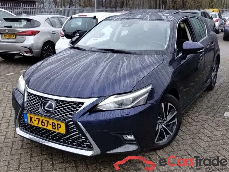 Lexus CT 200h Ultimate Edition