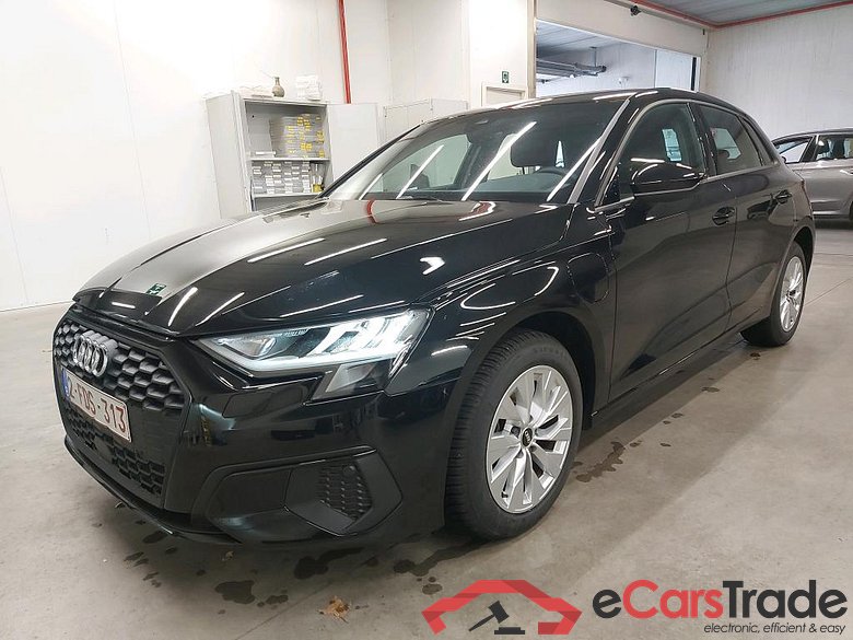 AUDI - AUD A3 SB 40 TFSI e 204PK Attraction Pack Business & Rear Park Sensors  * HYBRID * #1