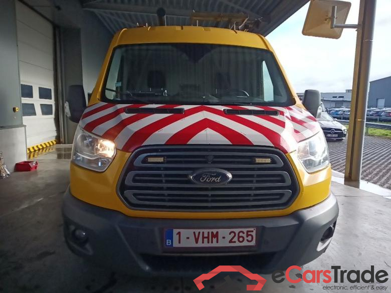 Ford Transit 350M 2.0TD 130pk 96kW M6 Trend 4d
