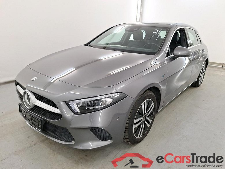 MERCEDES-BENZ A-CLASS 1.3 A 250 E DCT BUSINESS SOLUTION PLUS #1