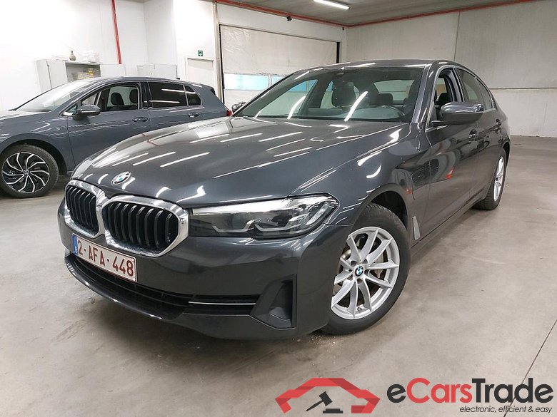 BMW - BMW 5 BERLINE 530e 292PK Business Edition With Dakota Heated Sport Seats  * HYBRID * #1