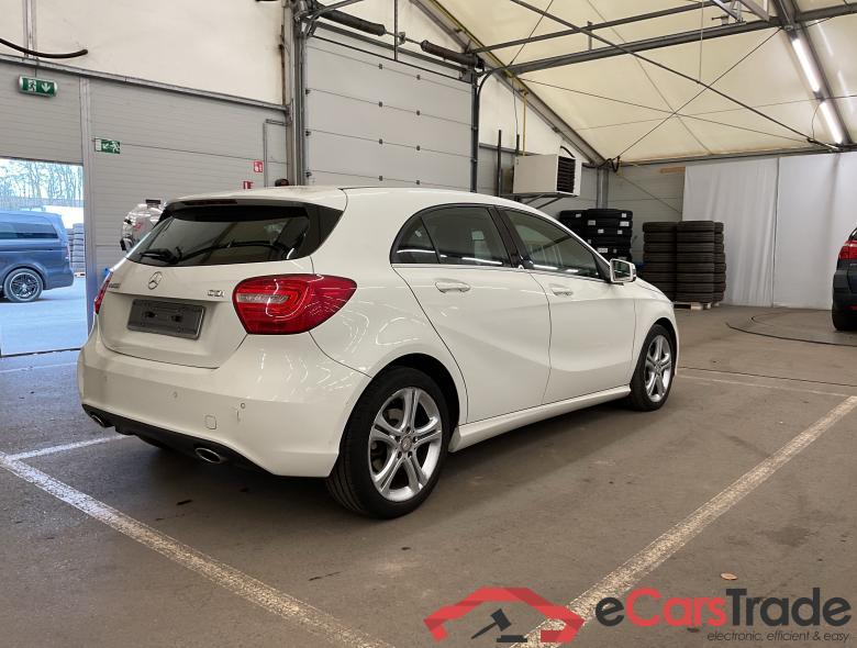 MERCEDES-BENZ A 200 CDI #2