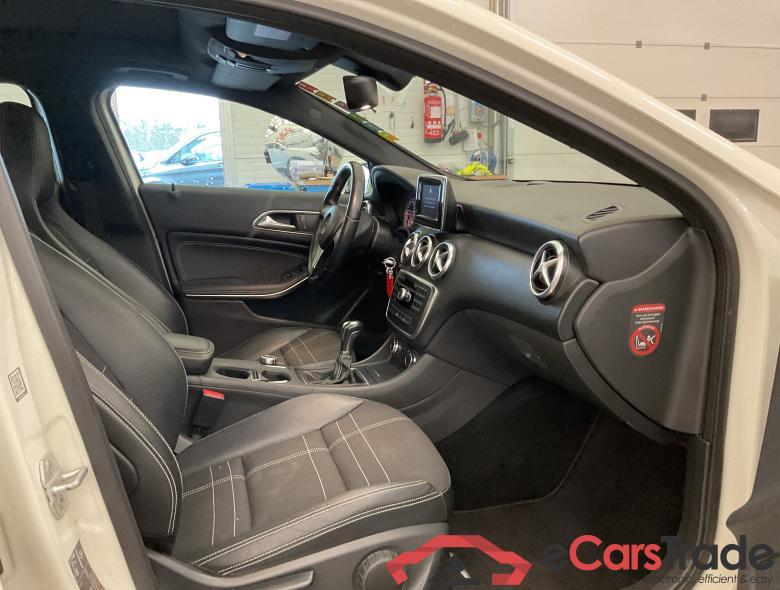 MERCEDES-BENZ A 200 CDI #4