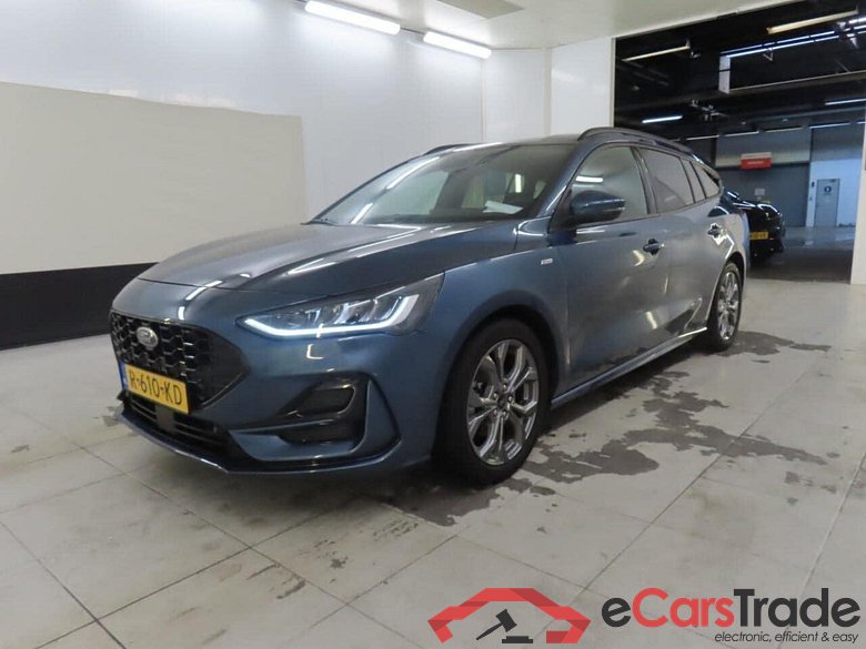 FORD Focus Wagon 1.0 EBH ST Line X #1