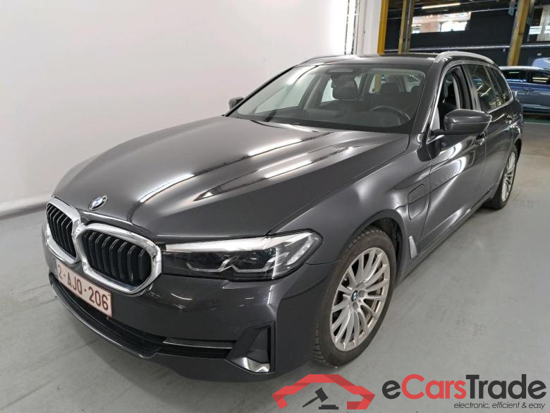 BMW 5 SERIES TOURING 2.0 530E TOURING AUTO Business  Parking Assistant