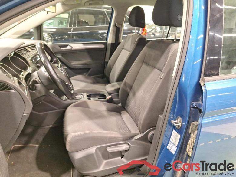 VOLKSWAGEN Touran 1.6 TDi SCR Trendline DSG STOCK Business Wintermodule #5