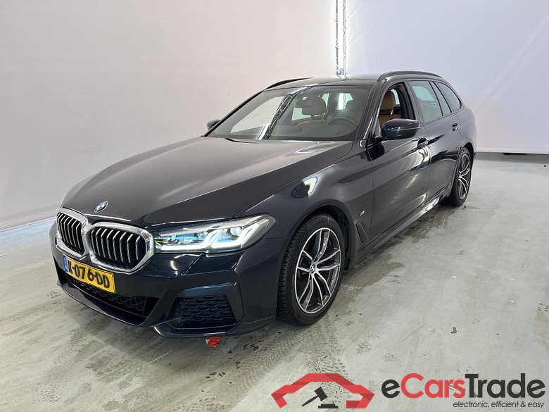 BMW 5 Serie Tour FL'20 BMW 5 Serie Touring 520iA High Executive Edition M Sport 5d