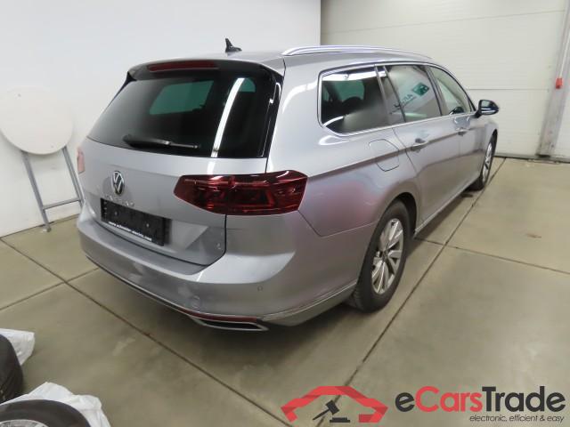 Volkswagen Passat Variant ´14 Passat Variant Elegance 2.0 TDI 110KW AT7 E6d #3