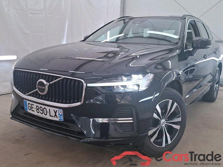 Volvo B4 197 Geartro Momentum Business VOLVO XC60 / 2021 / 5P / SUV B4 197 Geartro Momentum Business