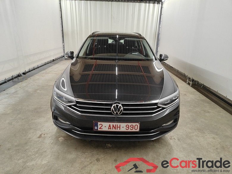 Volkswagen Passat Variant 2.0 TDI 90kW DSG Style Business 5d #1