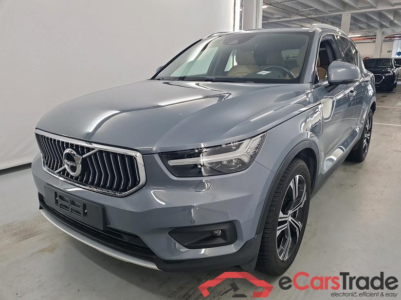 VOLVO XC40 1.5 T5 TE PHEV Inscription DCT Winter Plus Park Assist Light Xenium #1