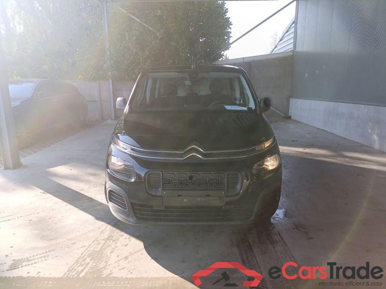 Citroën Berlingo Multispace 1.2 PureTech 110 MAN6 S&S Live M 5d