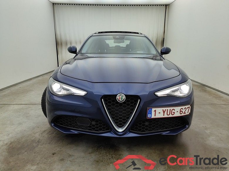 Alfa Romeo Giulia 2.2 D 190 Atx Rwd TI AUTO 4d #1