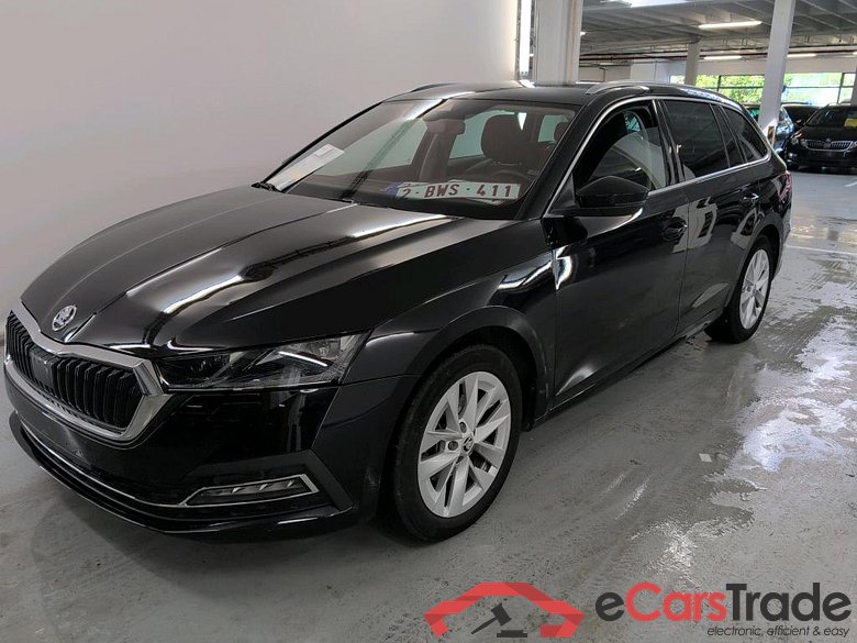 SKODA Octavia 1.5 TSI MHEV 110KW DSG7 CLEVER+