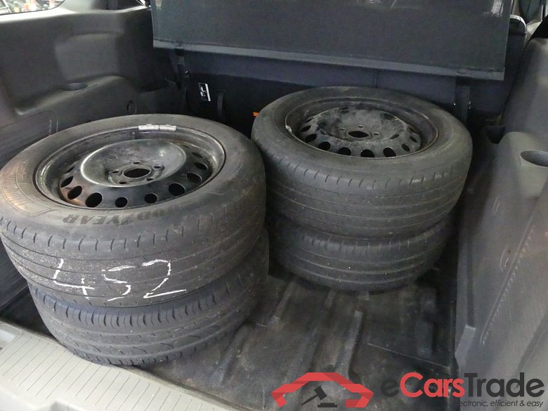 Ford Transit Connect ´13 FORD Transit Connect 230 L2 S&S Trend 5d 74kW #6