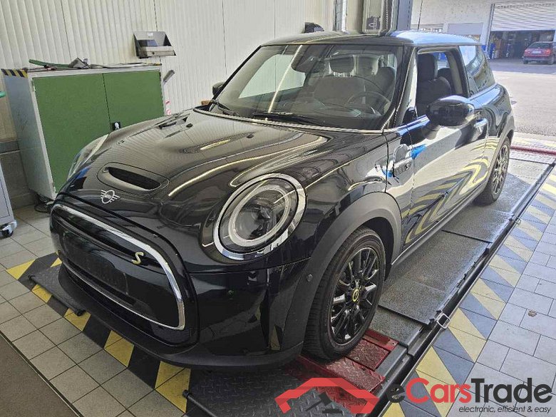 MINI Mini 3-trg. (F56)(2013->) DE - LimS3 SE, Cooper SE Classic Trim, (Facelift 2) 2021 - 2024