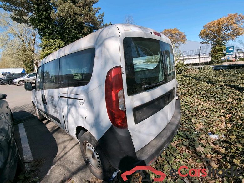 FIAT DOBLO CARGO MAXI DIESEL - 2015 1.3 Multijet Base (EU6) #3