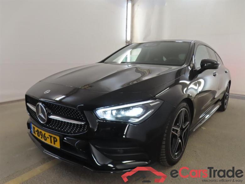 MERCEDES-BENZ CLA Shooting Brake 180 Bns Sol. AMG