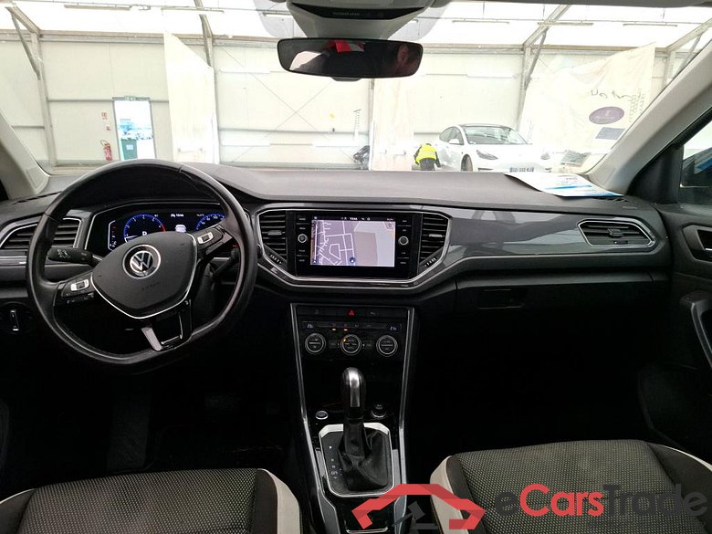Volkswagen 1.5 TSI 150 EVO CARAT DSG7 VOLKSWAGEN T-Roc / 2017 / 5P / SUV 1.5 TSI 150 EVO CARAT DSG7 #5