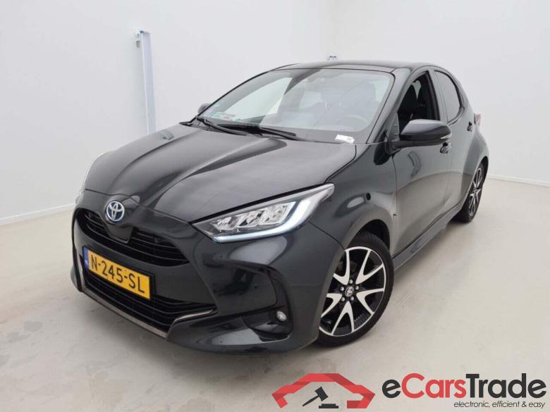 TOYOTA Yaris 1.5 Hybrid Executive CVT #1