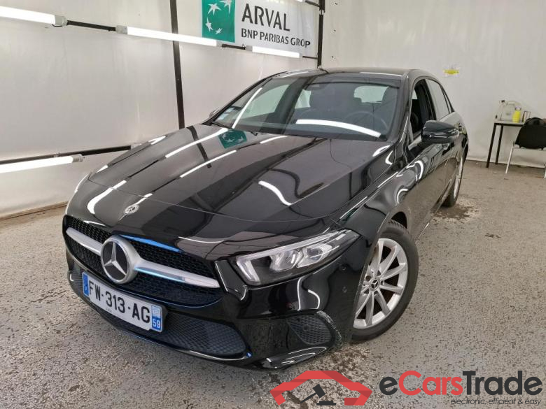 Mercedes A 200 d Business Line 8G-DCT MERCEDES-BENZ Classe A Compact / 2018 / 5P / Berline A 200 d Business Line 8G-DCT