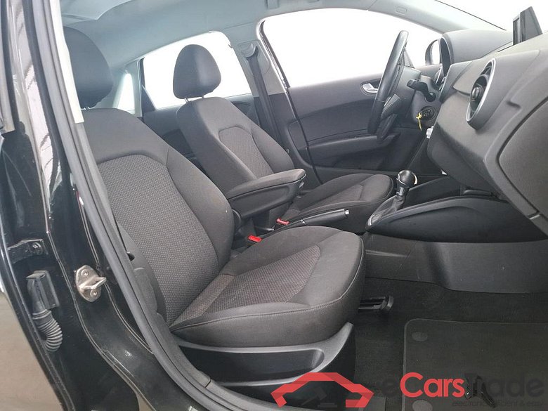 Audi 1.6 TDI 116 S tronic Business Line A1 Sportback Business Line 1.6 TDI 115CV BVA7 E6 #6