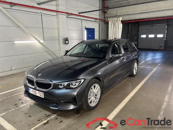 BMW 3 Reeks Touring 3 Reeks Touring 330e (215 kW) 215kW/292pk  5D/P Auto-8 #1