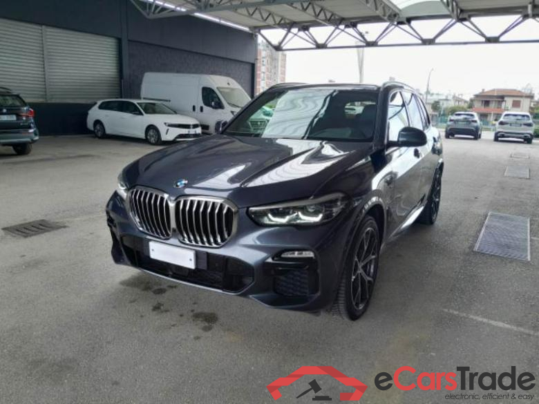 BMW 11 BMW X5 / 2018 / 5P / SUV XDRIVE 45E MSPORT AUTOM.