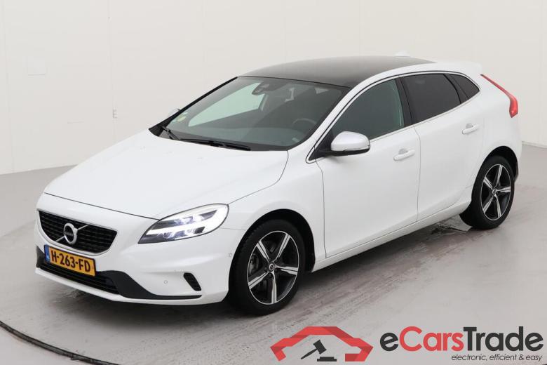 VOLVO V40 110 kW #1