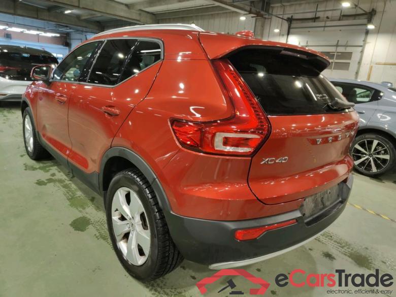 VOLVO XC40 1.5 T3 Momentum Pro Geartronic Light Xenium Park Assist Intellisafe Pro #3